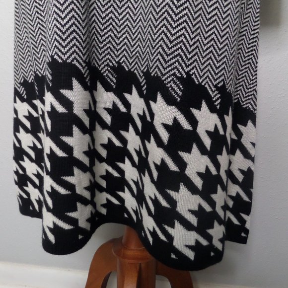 Nine West Knit Dress - Picture 5 of 11